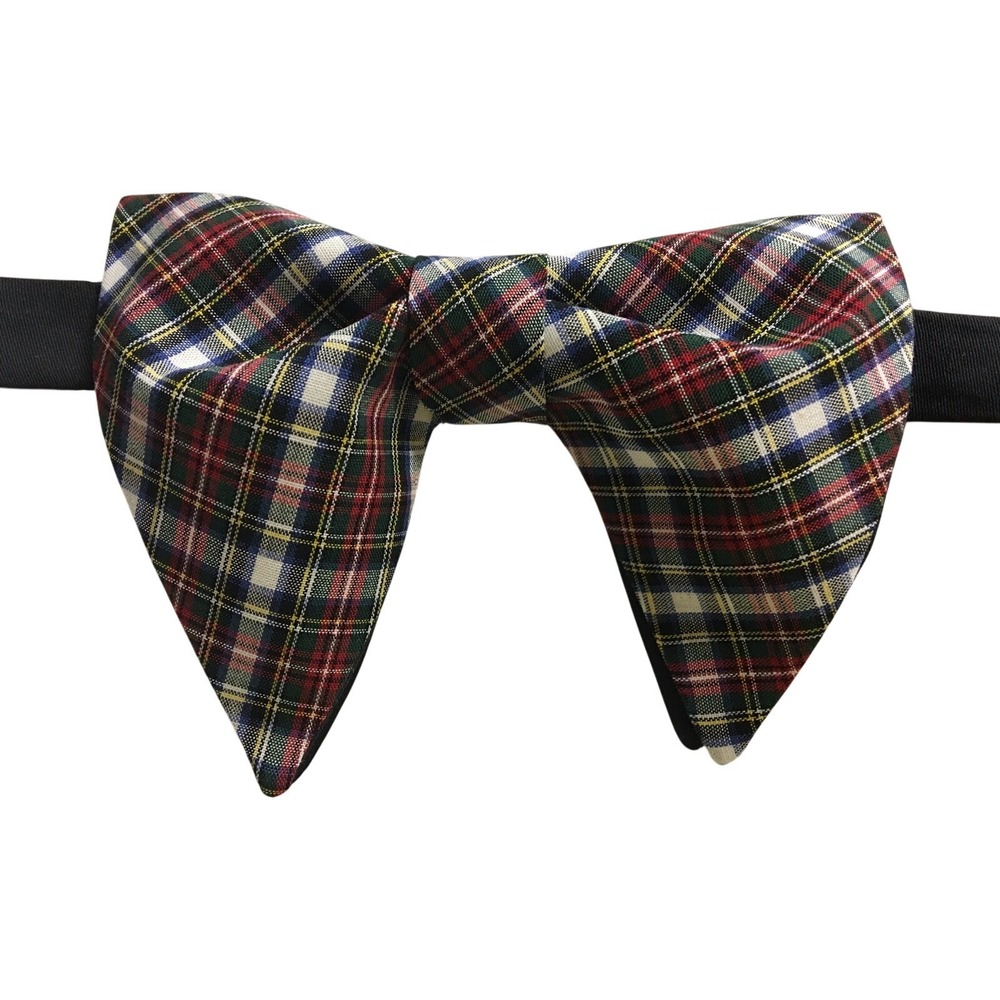 Handmade Black/Red Christmas Plaid Bow tie Vintage style 70`s Bowtie Pretied